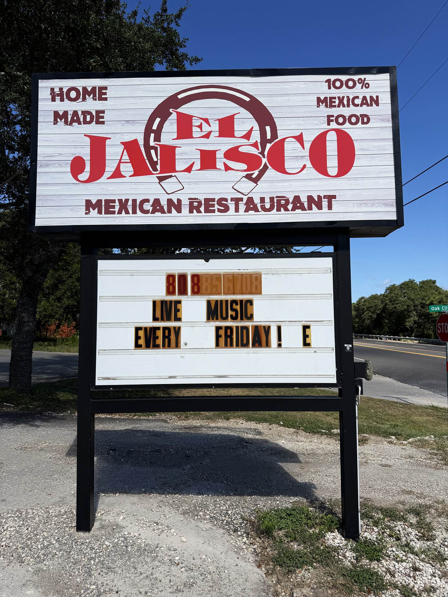 The El Jalisco roadside marquee on Highway 46, its reader board announcing live music every Friday